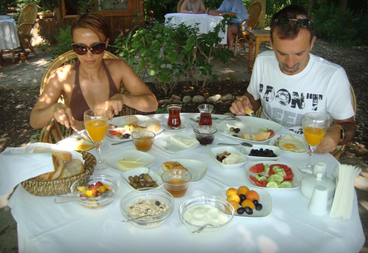 Bellerofon Beach Otel Çıralı Esterno foto